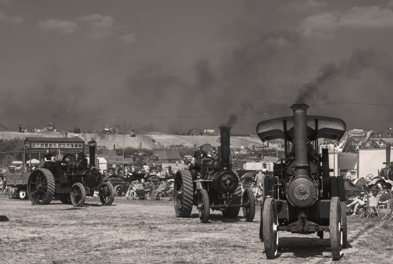 25Z-4979B&W