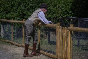 thumbnail_Head Gardner